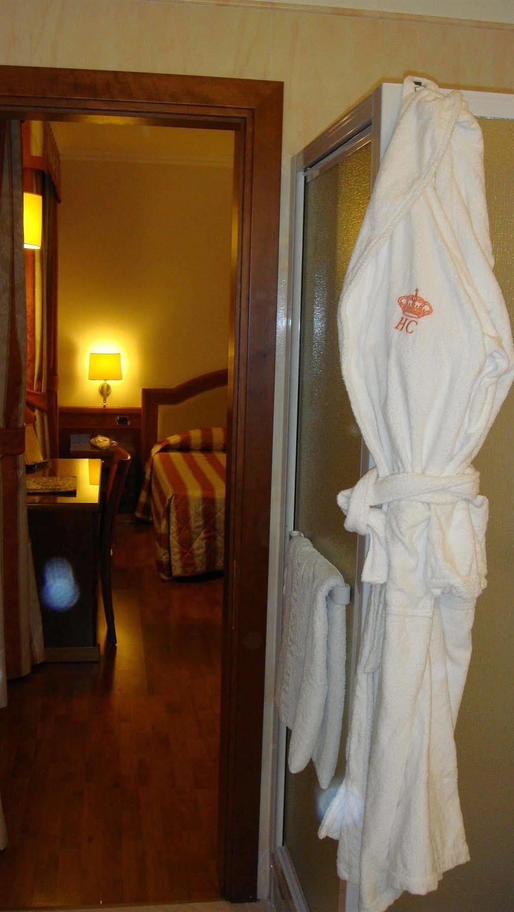 Albergo Corona Domodossola Bagian luar foto